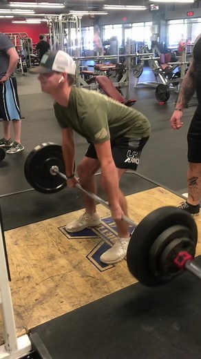 went from 205 to 275 squat clean #fyp#powerlifting#olympics#football#form#hardwork