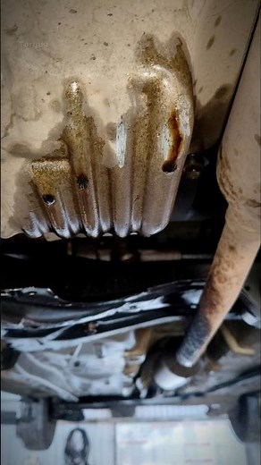 Engine oil leak? 😳 Smart trick to fix oil chamber leak | Quick repair