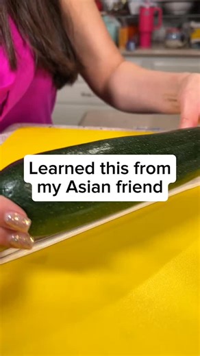 Natalie and Connie on Instagram: "Cucumber trick to impress friends #hack #recipe #trick"