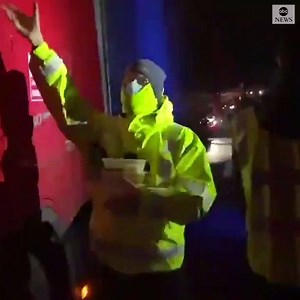 10K views · 494 reactions | Volunteers delivered 800 meals to truck drivers stranded on a motorway near Dover, England. The drivers were stranded due to a travel ban following the discovery of a new variant of coronavirus in the U.K. https://abcn.ws/38sR1kh | ABC World News Tonight with David Muir | Facebook