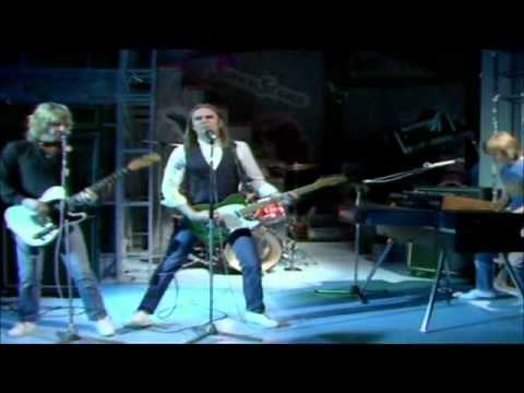 STATUS QUO A Mess Of Blues