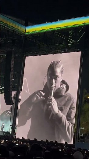 Daniel Caesar - Toronto 2014 *LIVE PERFORMANCE *