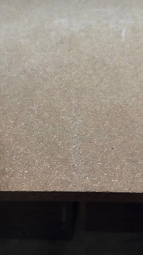 Curved Spline Miter Joint I tried a new design for a spline miter joint! By varying the depth of the cuts, I arranged the splines to create a gentle curved look. Looking back, it might have looked better with an odd number of splines. I’ll definitely try another version soon! 👍 | Taku Wood Craft