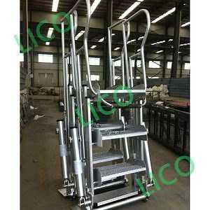 [Hot Item] Portable Foldable Stairways: Oil Tank Platform Access Solution