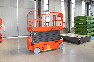 [Hot Item] 10m Platform Self - Propelled Scissor Lift for Users