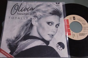Olivia Newton-John - Totally Hot