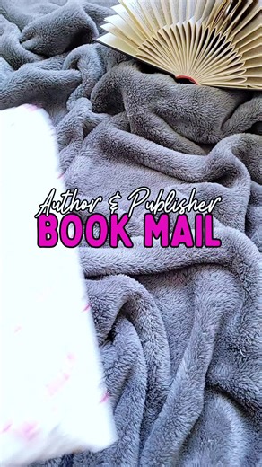 Fanart and Covers That Captivate Book Lovers