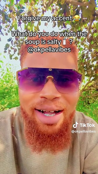 Engaging Random Questions for Cruise Conversations