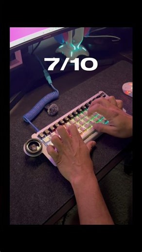 Rating typing experience on 5 of my most unique keyboards! #keyboarding #keyboard #asmr