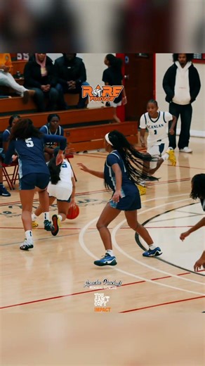 2029 PG Crystal Thomas of Scanlan went OFF against The St James Academy‼️🔥