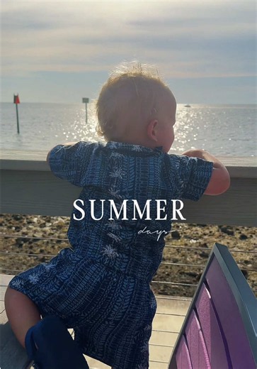 A Saturday vlog - pool, Sam’s Beach Bar, ice cream, and sunshine. Just a simple day outside with our little guy. Florida weekends really don’t need much more than that! #floridalife