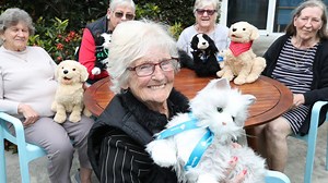 Robot pets bringing joy to elderly Gold Coast residents