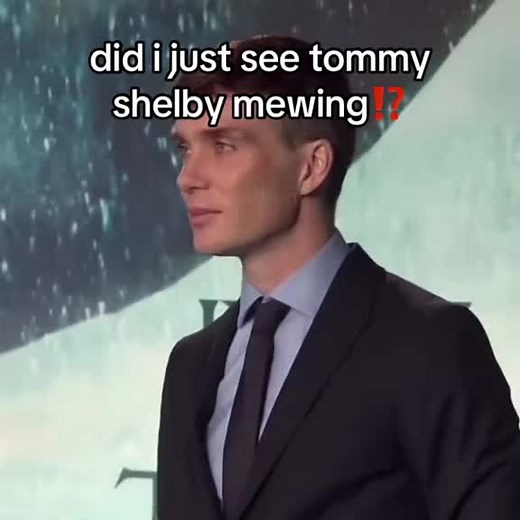 Cillian Murphy Mewing Techniques for a Defined Jawline