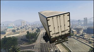 Watch These Amazing GTA 5 Truck Stunts