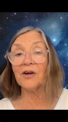 Want to see #Jupiter’s moons for yourself? 👀 You don’t need a telescope, just a little know-how. And, once you see them, you’ll never forget them. EarthSky's Deborah Byrd shares 4 quick tips to help beginners learn to spot Jupiter’s 4 largest #moons in this 2-minute video. Clear skies! 🌌 Watch here: https://www.youtube.com/watch?v=dbrVC2UfsVY 📹 Video via EarthSky.org. | EarthSky