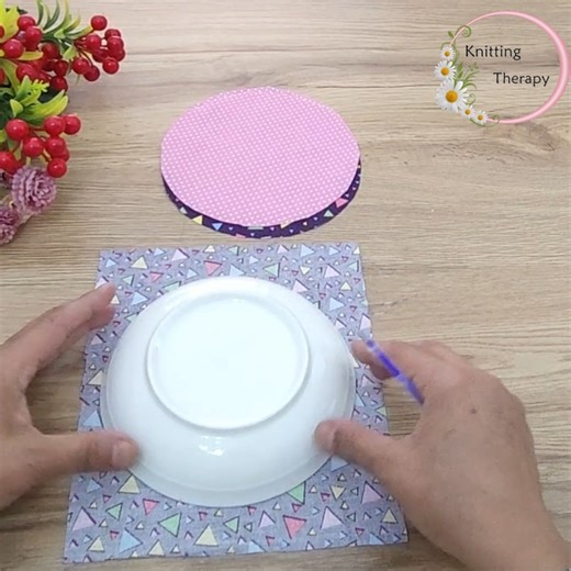 I've Never Seen A 3D Handheld Device That's Just Made Of Cloth Circles! For Beginners... | Knitting Therapy