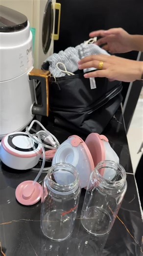 Hari ni ada site visit jadi ain bawak cooler bag je senang utk buat fridge hack🥰 #momlife #breastfeedingmommy🤱🏼🌈