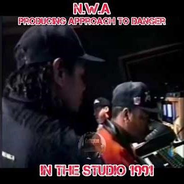 N.W.A Producing Approach to Danger in the Studio 1991 #nwa #eazye #drdre #approachtodanger #shorts