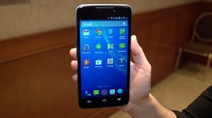 ZTE's Iconic Phablet rocks aluminum style