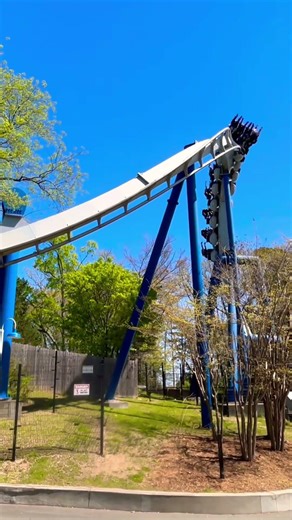 Afterburn Roller Coaster - Carowinds