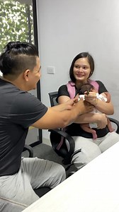 289K views · 10K reactions | Senti KY nos regalo un telefono | Familia lamparas | Facebook