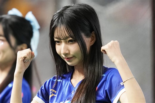 WBC終戦後…渋谷に出現した台湾美人「なんでこんなに美しいの」　無念の敗退で満喫