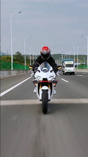 WSBK ZXmoto 820RR inline 3 motorbike Sound Check #zxmoto820rr #inline3 #superbike #wsbk #winner