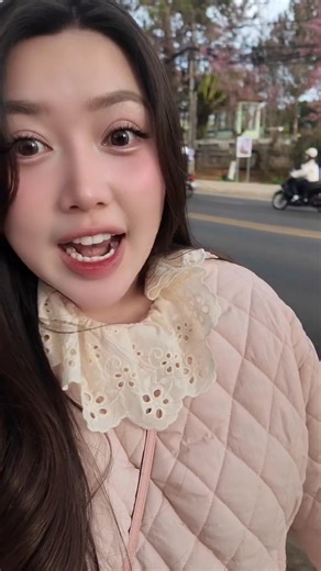 Hoa tàn gần hết rồiii , còn vài chỗ còn thui à | Mã Tú Phụng