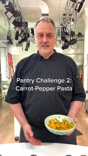 Easy Pasta Recipe: Pasta With Roasted Carrot and Pepper Sauce