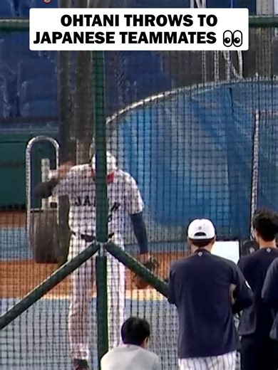 Shohei Ohtani was seen throwing a simulated game to his Team Japan teammates 🔥🇯🇵 (via #BallparkCam)