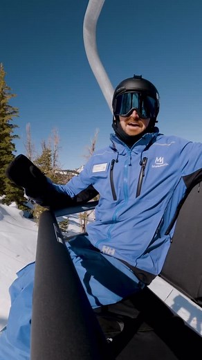 🟢➡️🟦 Snowboard Essentials Episode 3: Skills needed to progress from a green run to a blue run. Duncan from our Ski & Ride School breaks down the key techniques to help you take that next step. Think better speed control, more variety of turns, and navigating the mountain safely. 🎥 @cody.mathison 🏂 @snowboardtrainers | Mammoth Mountain