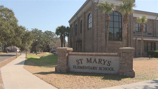 ‘A relief’: Parents react as students return to St. Marys Elementary after bat infestation closure