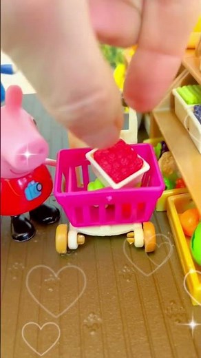 Peppa Pig Grocery Store Shopping!