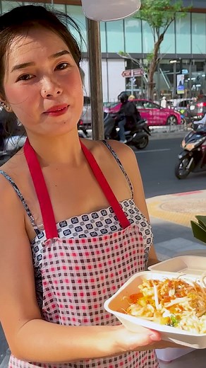 Authentic Pad Thai Cooking by Shy Pretty Girl | Street Food in Bangkok Thailand