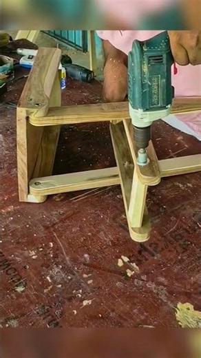 The Smartest Folding Wooden Table Design You'll Want to Build! 🪵
