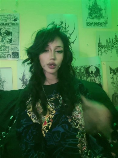 Videos de #myspace (@myspace_doll) con “Hablame Claro - Eddie Dee”