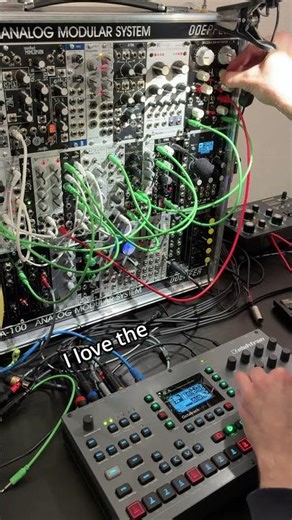 Techno on the modular synth & Octatrack #Shorts #modularsynth #electronicmusic #techno #eurorack
