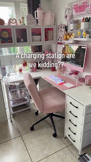 Reversible L-Shaped Desk with Convenient Power Outlets