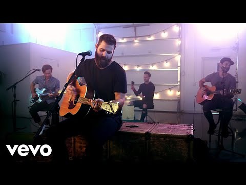 Jordan Davis - Almost Maybes (Acoustic - Live)