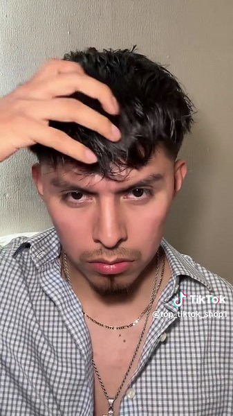 Pacinos Signature Line Tutorial for Hair Styling