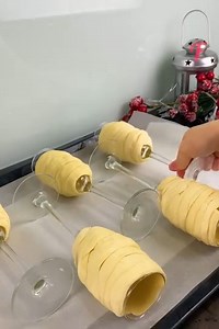 9.9K views · 14 reactions | Dessert idea with puff pastry and delicate cream stuffing | Tips & Tricks | Facebook