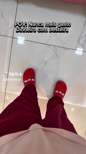 Unboxing dos Crocs Relâmpago McQueen