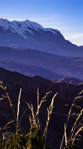 💙 Viaje de Iniciación Ancestral - Bolivia Sagrada. Un llamado del espíritu nos convoca a caminar tierras sagradas. 🌺 Templo Tiawanaco 🌺 Apu Montaña Illimani 🌺 Lago tika Kaka templo del sol. Recibiendo medicina Ancestral del Linaje Qero inka Guardianes de la Sabiduría Andina. Será un viaje de Activación energética memoria y expansión de la Consciencia. ✨ Un reencuentro con la tierra, con los Apus y con tu propio espíritu. ✨ Si sientes el llamado este viaje es para ti. 🌼 Escríbenos por intern