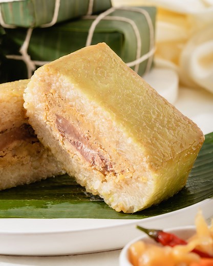 Banh Chung (Vietnamese Sticky Rice Cake)