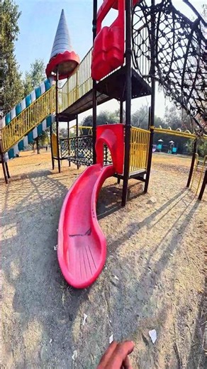 bella ciao playground parkour climb 🪜 POV 😀 #park #climbing