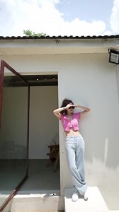 💓💓 大家期待好久的褲子👖 明天😉 #lurehsuofficial | 許路兒LureHsu