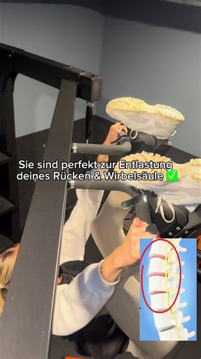 Anti-Gravity Boots – entlasten deinen Rücken und sorgen für optimalen Stretch. 👉 Perfekt integrierbar in dein Training für mehr Beweglichkeit.