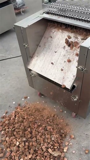 Coconut Shell Grinder Machine 🌴⚙️#CoconutGrinder #GrindingMachine #FarmMachinery