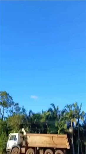 351K views · 1.4K reactions | Ce tragedie! Cel puţin opt persoane au murit după ce un balon cu aer cald care transporta peste 20 de oameni a luat foc în aer https://bitl.to/4jNd | Romania TV | Facebook