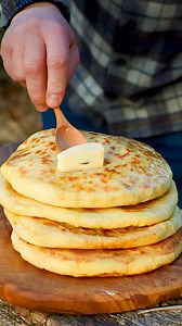 This 5-Minute Cheese Bread Is Insanely Good #cheese #bread #insanely | Forest Food